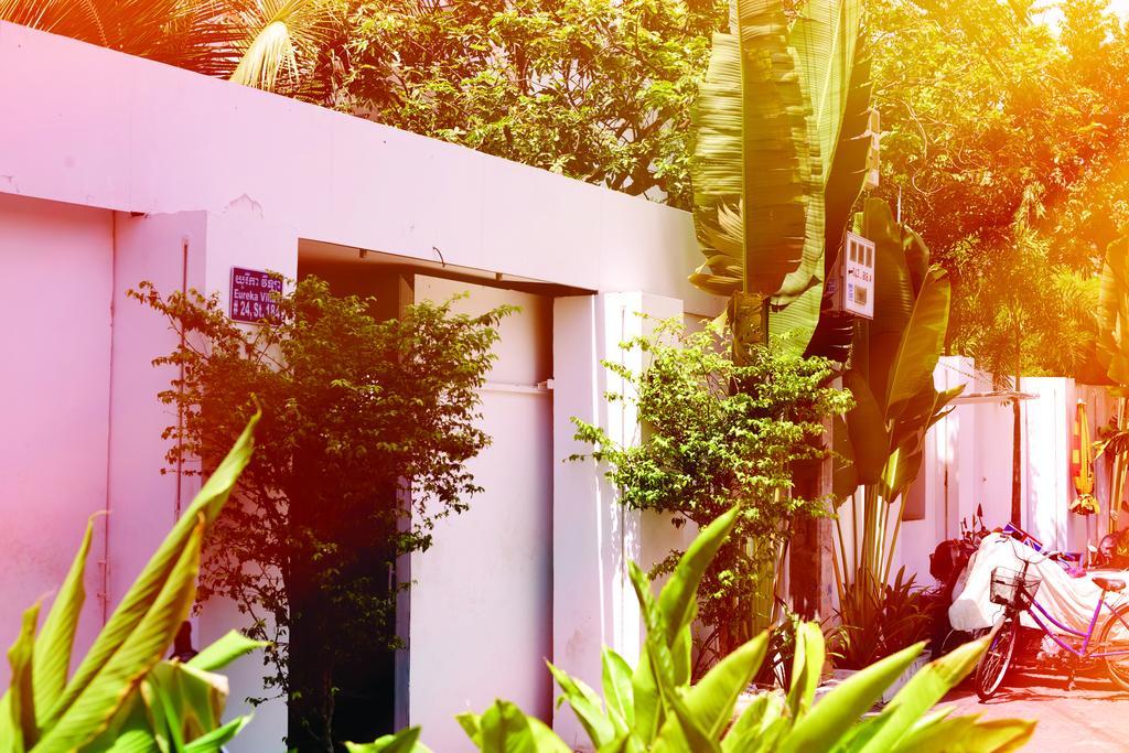 פנום פן Eureka Villas מראה חיצוני תמונה