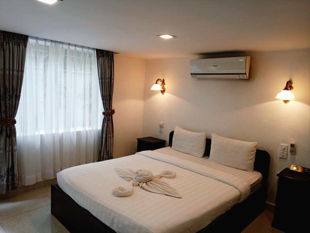 פנום פן Eureka Villas מראה חיצוני תמונה