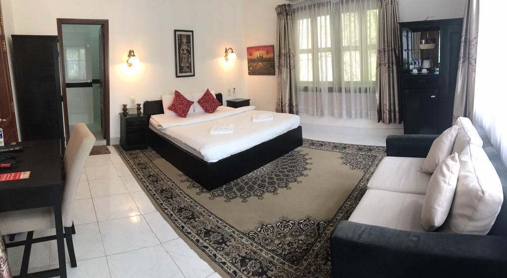 פנום פן Eureka Villas מראה חיצוני תמונה